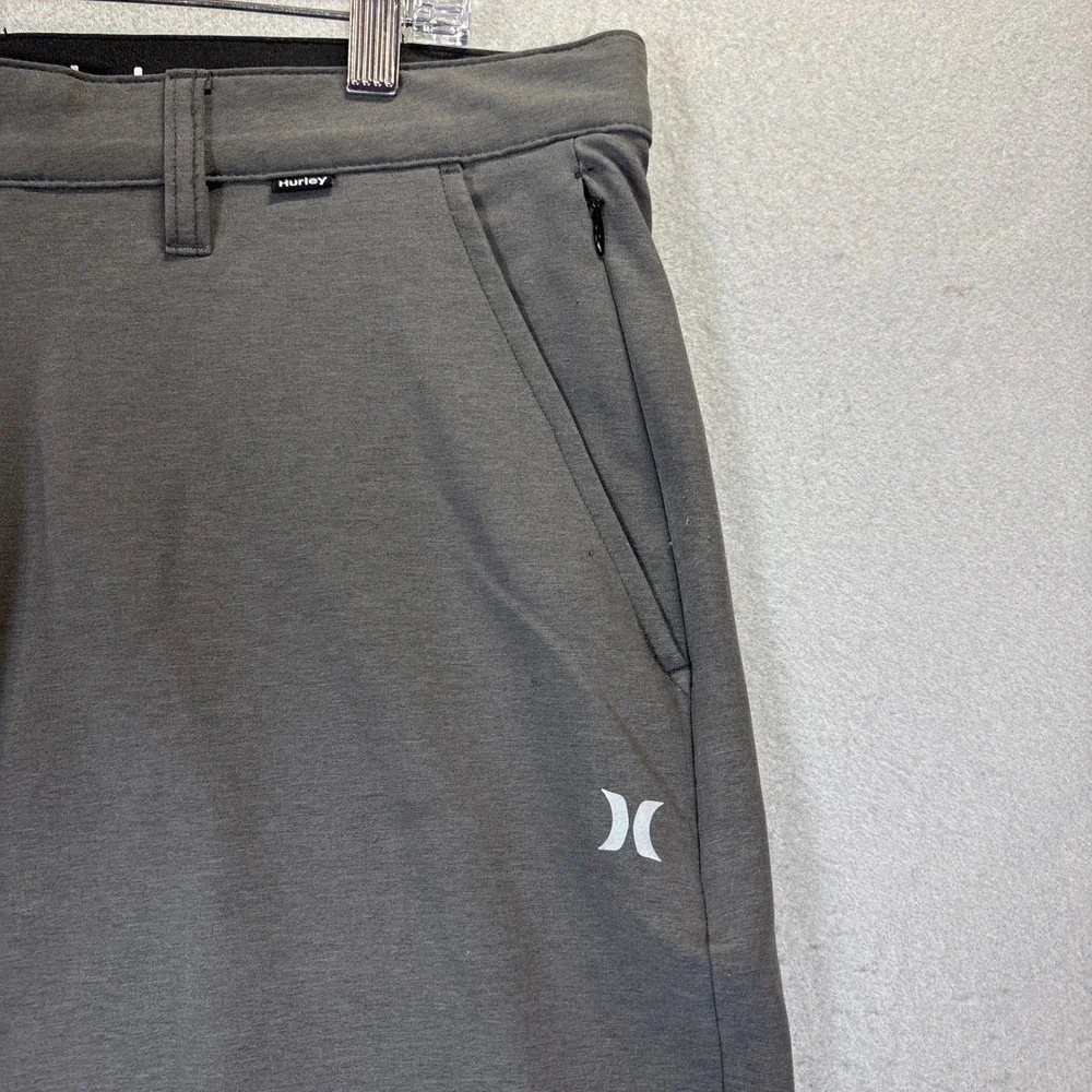 Hurley Men's Grey Hybrid Walk Shorts Performance Golf Size 34